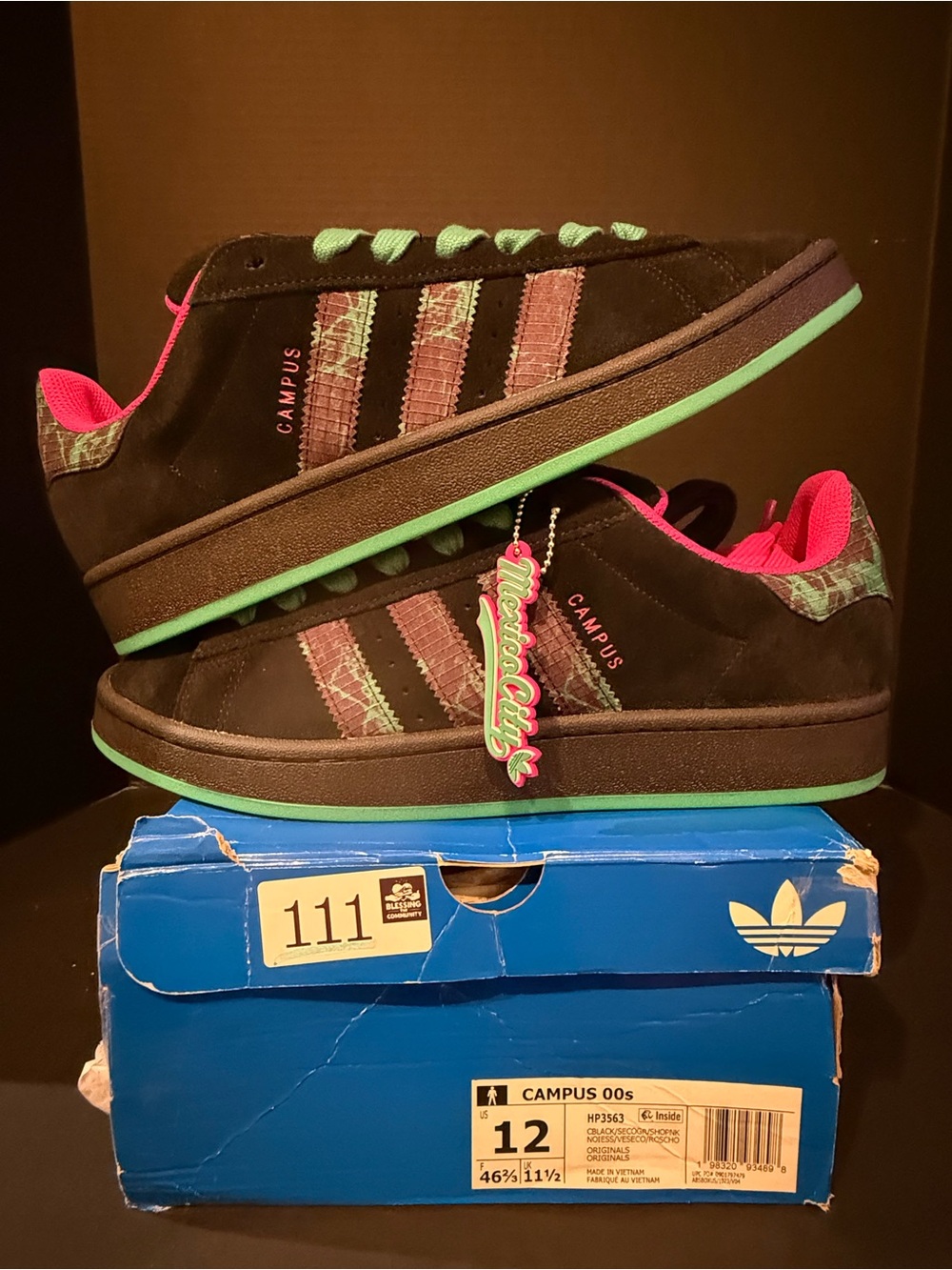 Rare Adidas Campus 00’s “Mexico City edition” w/ multiple laces